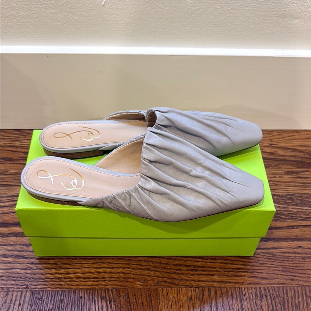 NWB Sam Edelman Gray Women's Flats